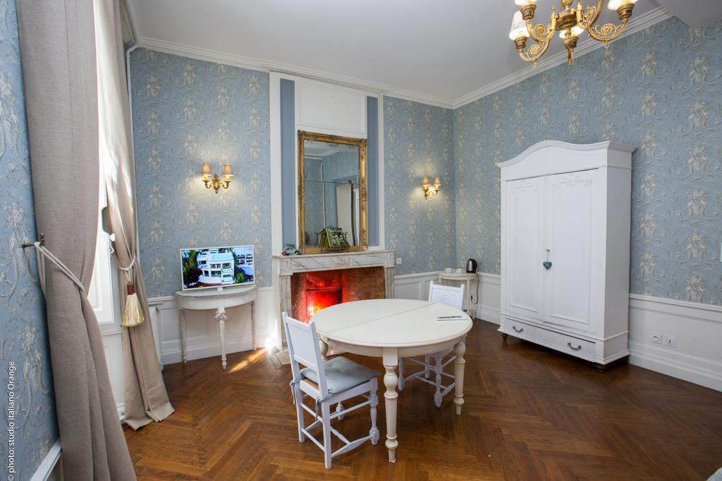 La Petite Saunerie Bed & Breakfast Avignone