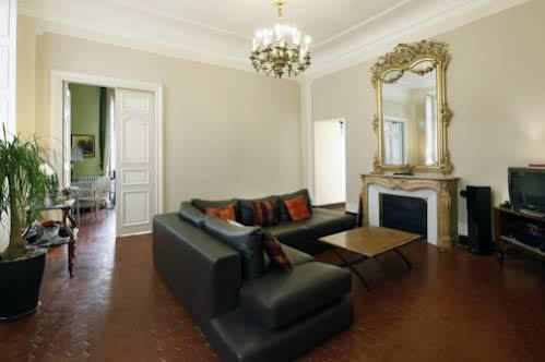 La Petite Saunerie Bed & Breakfast Avignone